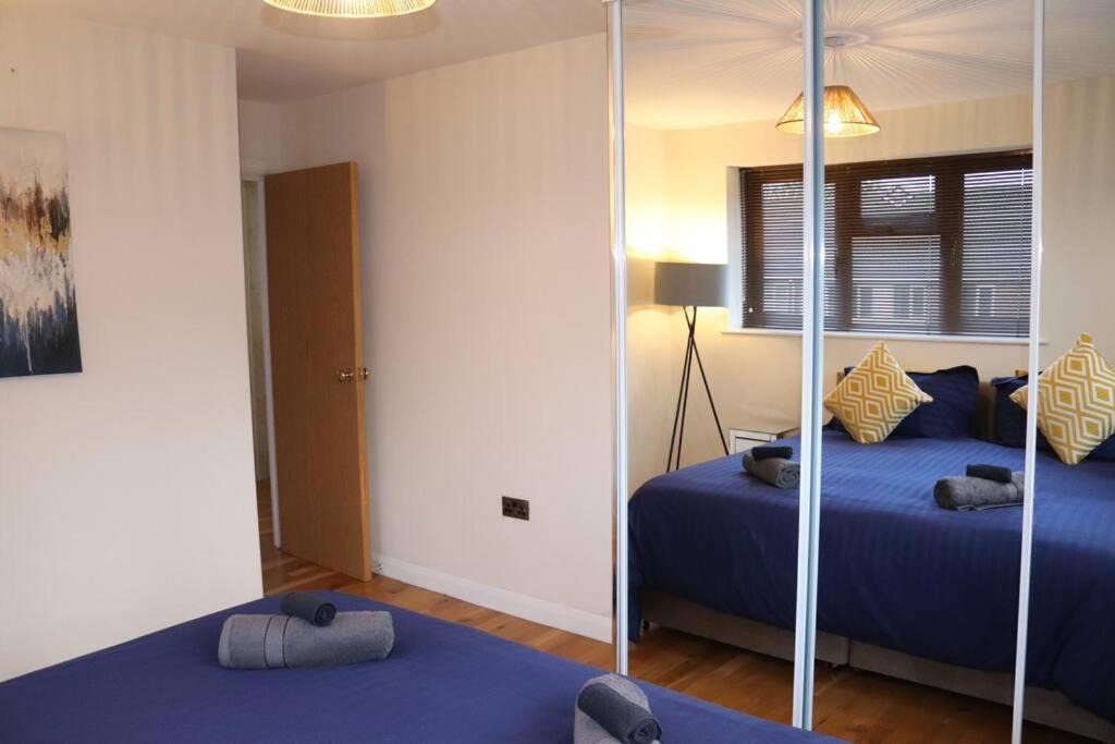 Cosy 3 Bedroom 2 Bathroom House With Parking Sheldon  Exterior foto